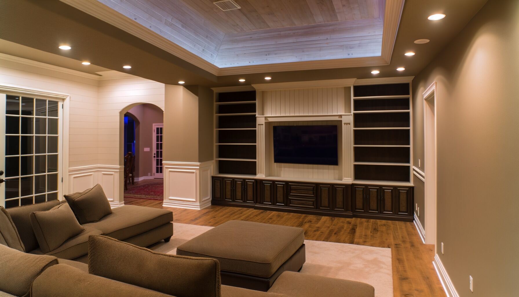 Living Room Built-Ins - Pearland, TX